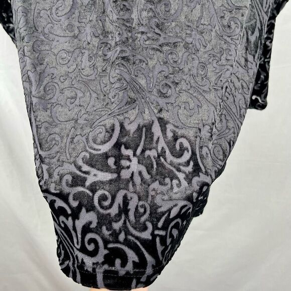 Amanda Smith Black Textured Paisley Velvet 2X Blouse - Picture 2 of 8